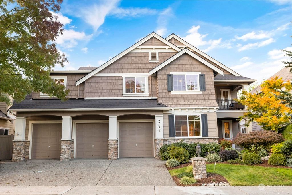 Photo of 27622 SE 28th Place, Sammamish, WA 98075 (MLS # 2167845)