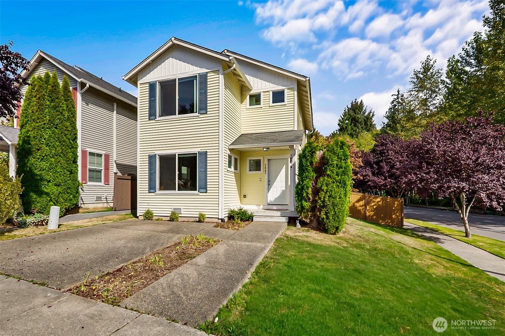 Photo of 2607 105th Ave AVE SE, Lake Stevens, WA 98258 (MLS # 2570483)