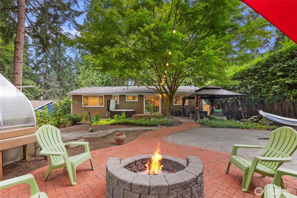 Photo of 8201 202nd Place SW, Edmonds, WA 98026 (MLS # 2417475)