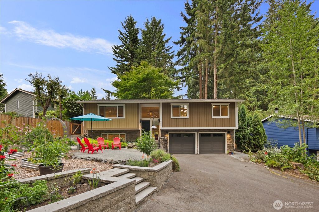 Photo of 8201 202nd Place SW, Edmonds, WA 98026 (MLS # 2417475)