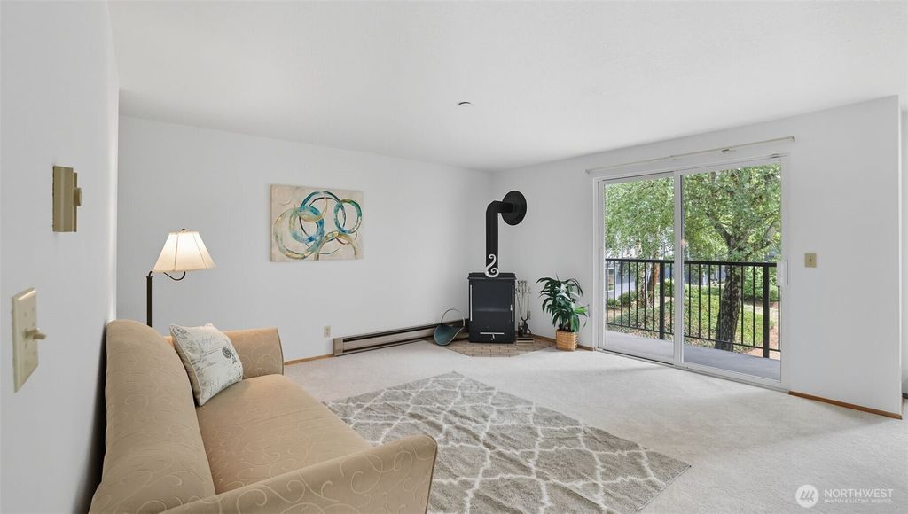 Photo of 25720 114th Avenue SE #F204, Kent, WA 98030 (MLS # 2431645)