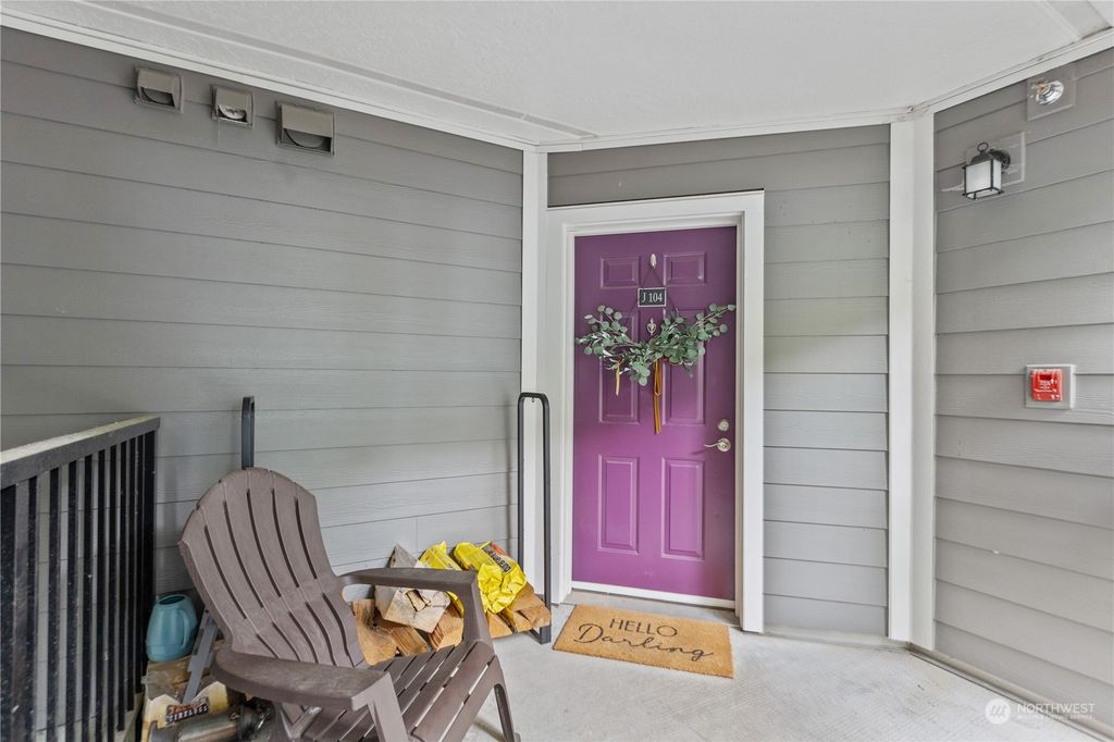 Photo of 3921 243rd Place SE #J104, Bothell, WA 98021 (MLS # 2154725)