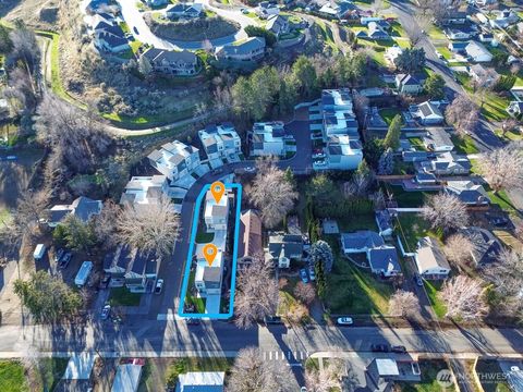 Photo of 1027 Park Avenue, Prosser, WA 99350 (MLS # 2463665)