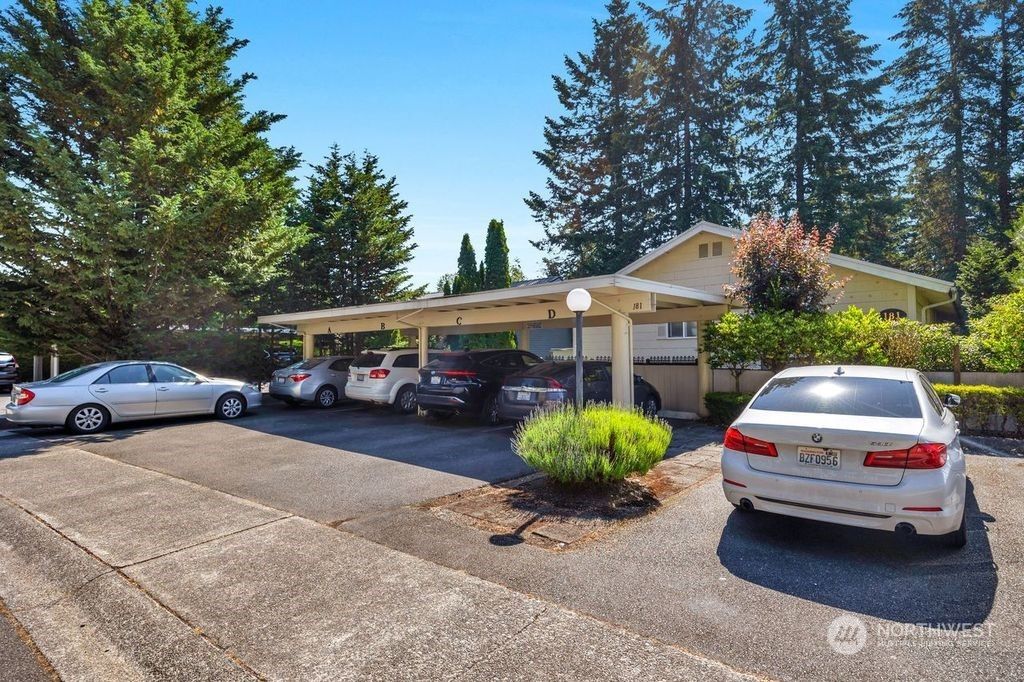 Photo of 181 S 340th Street, Federal Way, WA 98003 (MLS # 2253028)