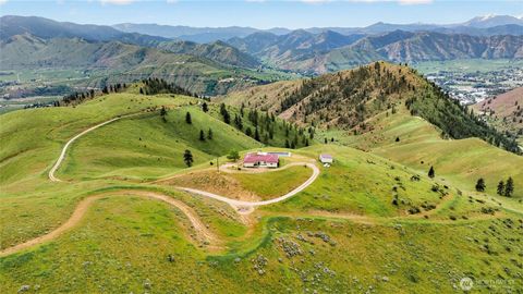 Photo of 6600 Coyote Ridge Road, Cashmere, WA 98815 (MLS # 2525065)