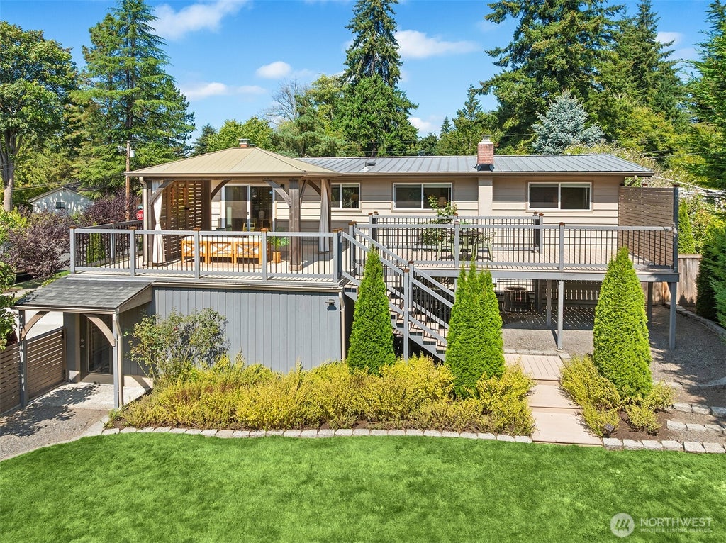 Photo of 8003 NE 128th Street, Kirkland, WA 98034 (MLS # 2573924)