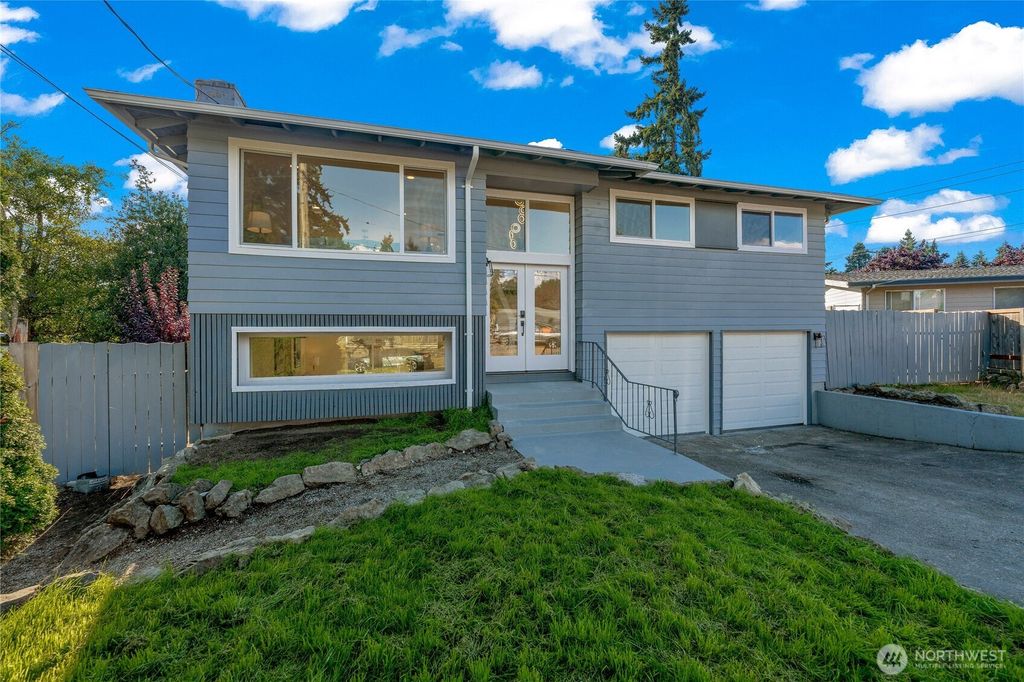 Photo of 28801 41st Avenue S, Auburn, WA 98001 (MLS # 2418148)