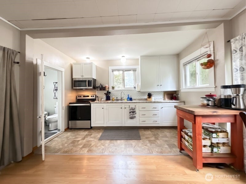 217 E Richmond Ave