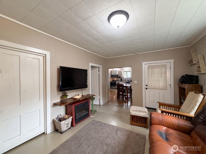 217 E Richmond Ave
