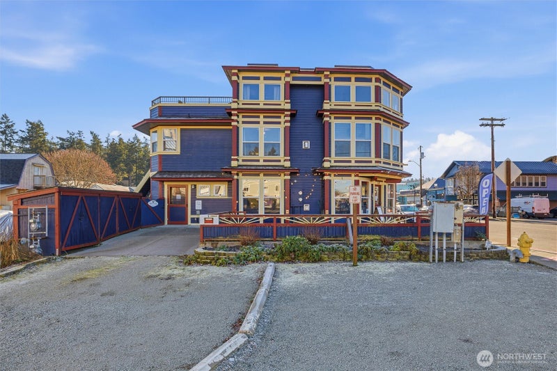 110 N 1st Street