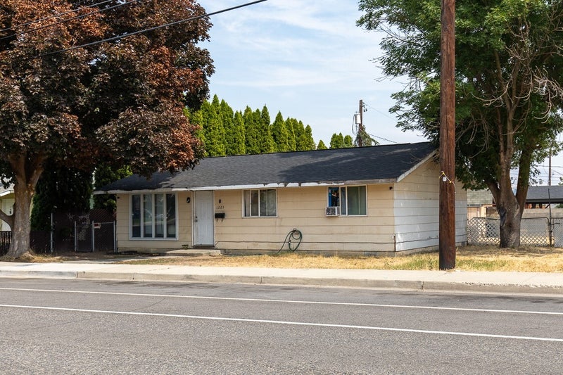 1223 Methow Street