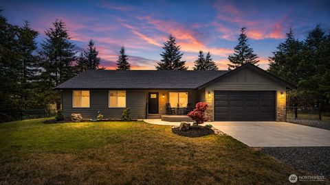Photo of 911 W California Road, Shelton, WA 98584 (MLS # 2549427)