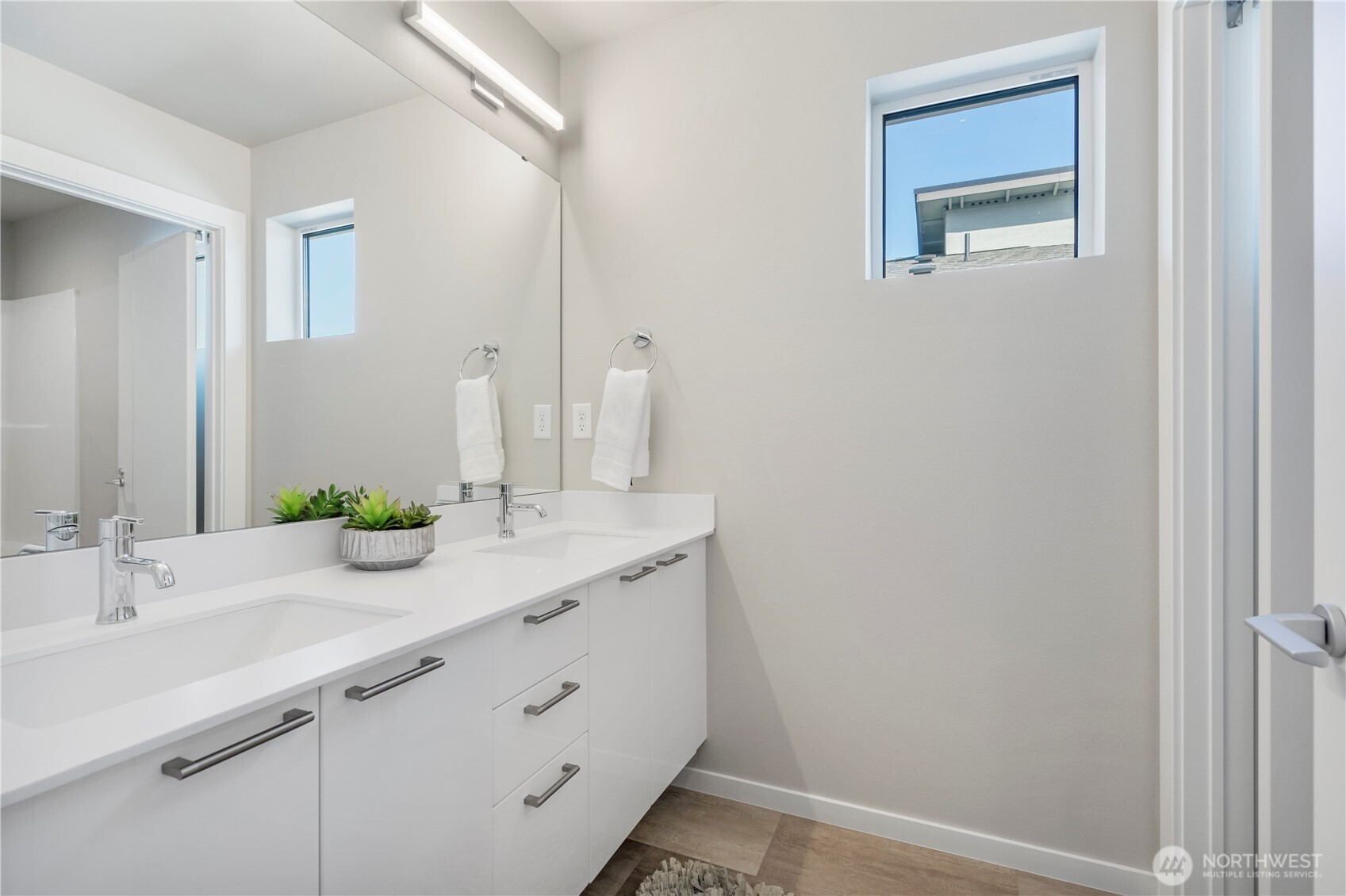 13923 17th Street E 51