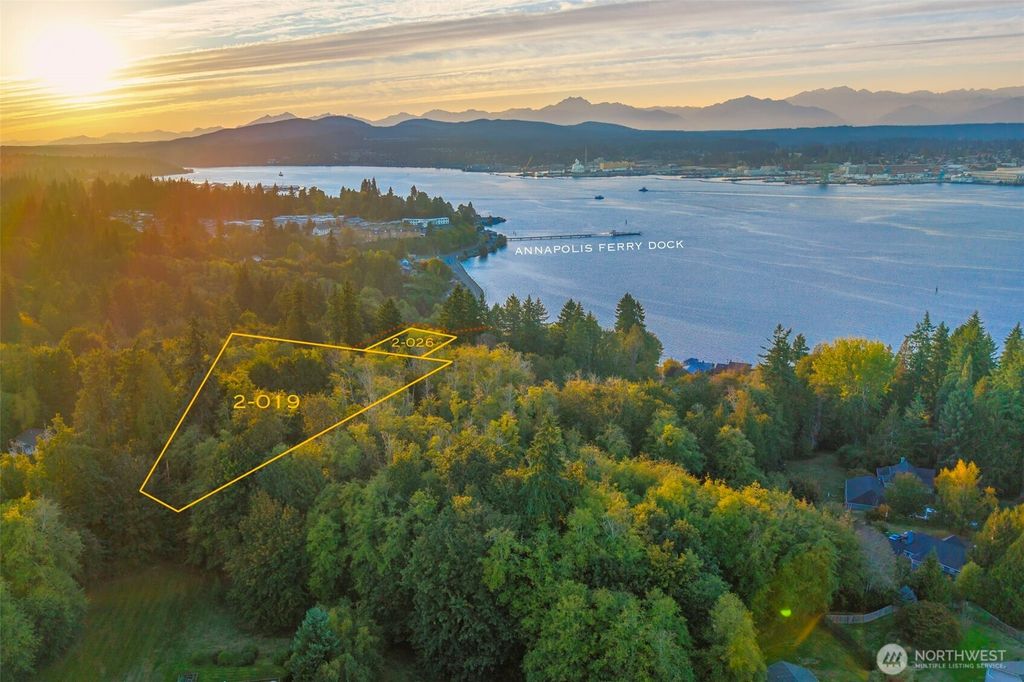 Photo of 0 BEACH Drive E, Port Orchard, WA 98366 (MLS # 2448019)