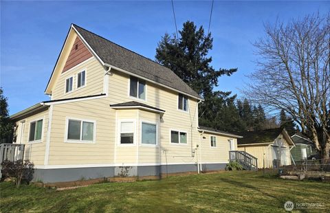 Photo of 1205 Cedar Street, Raymond, WA 98577 (MLS # 2466326)