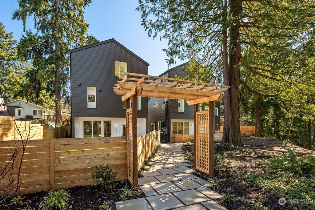 Photo of 11830 31st Place NE #B, Seattle, WA 98125 (MLS # 2068454)