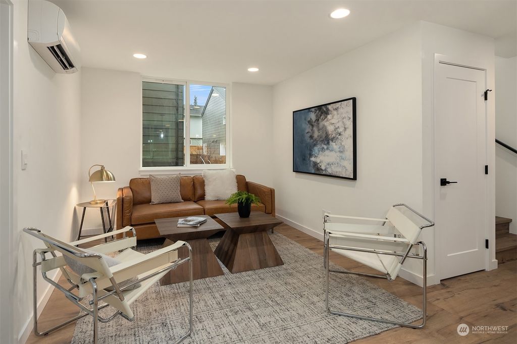 Photo of 11830 31st Place NE #B, Seattle, WA 98125 (MLS # 2068454)