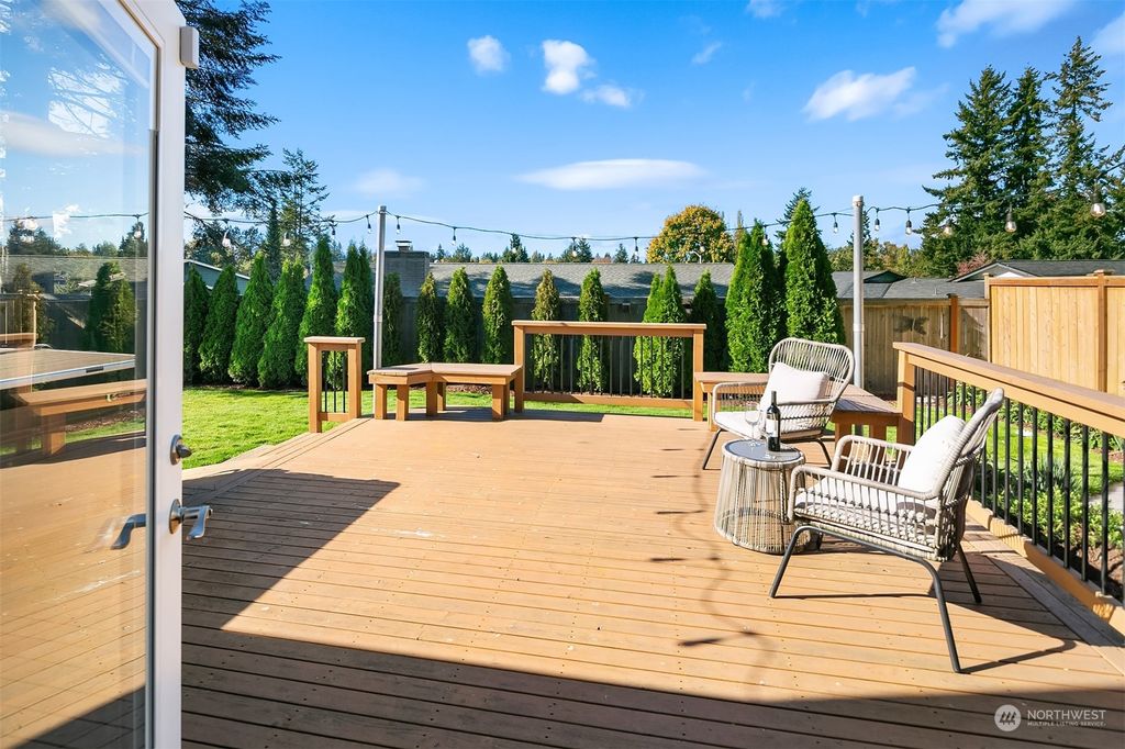 Photo of 16653 127th Avenue SE, Renton, WA 98058 (MLS # 2173733)