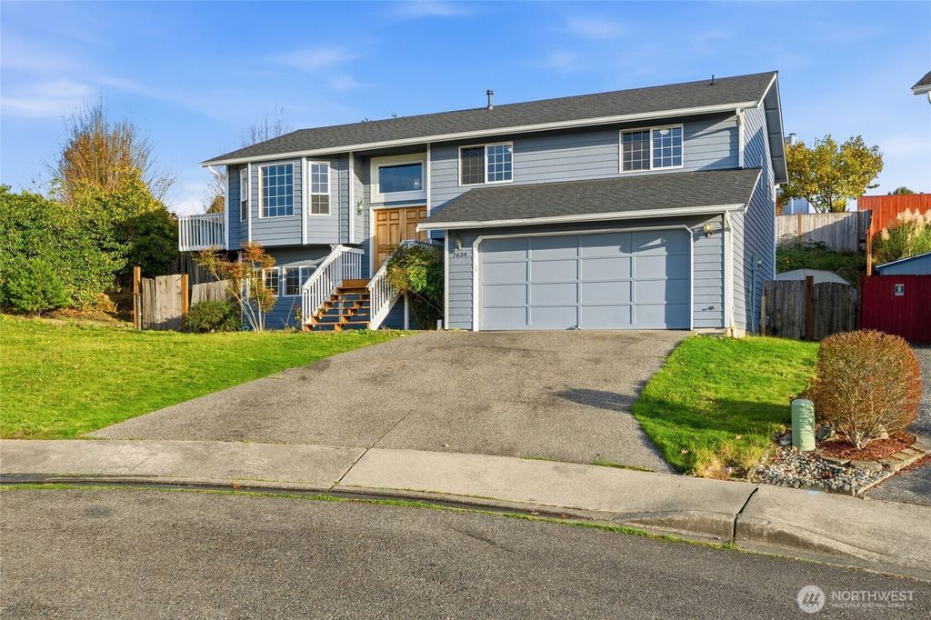 Photo of 7634 70th Place NE, Marysville, WA 98270 (MLS # 2453209)