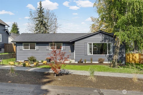 Photo of 3205 S 7th Street ST, Tacoma, WA 98405 (MLS # 2590573)