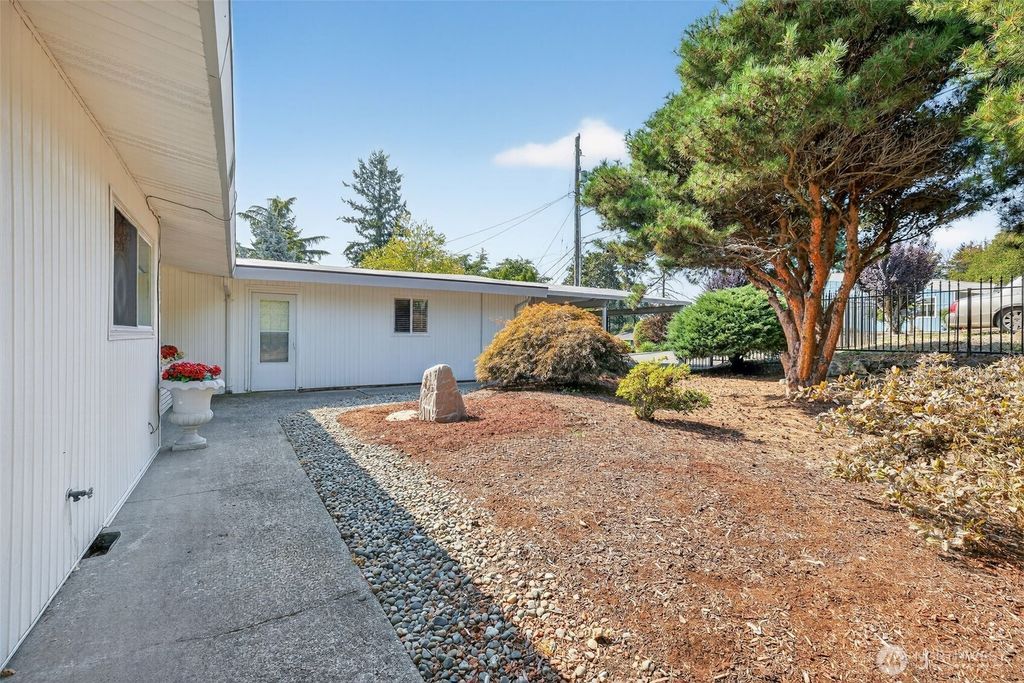 Photo of 12828 78th Avenue S, Seattle, WA 98178 (MLS # 2431751)