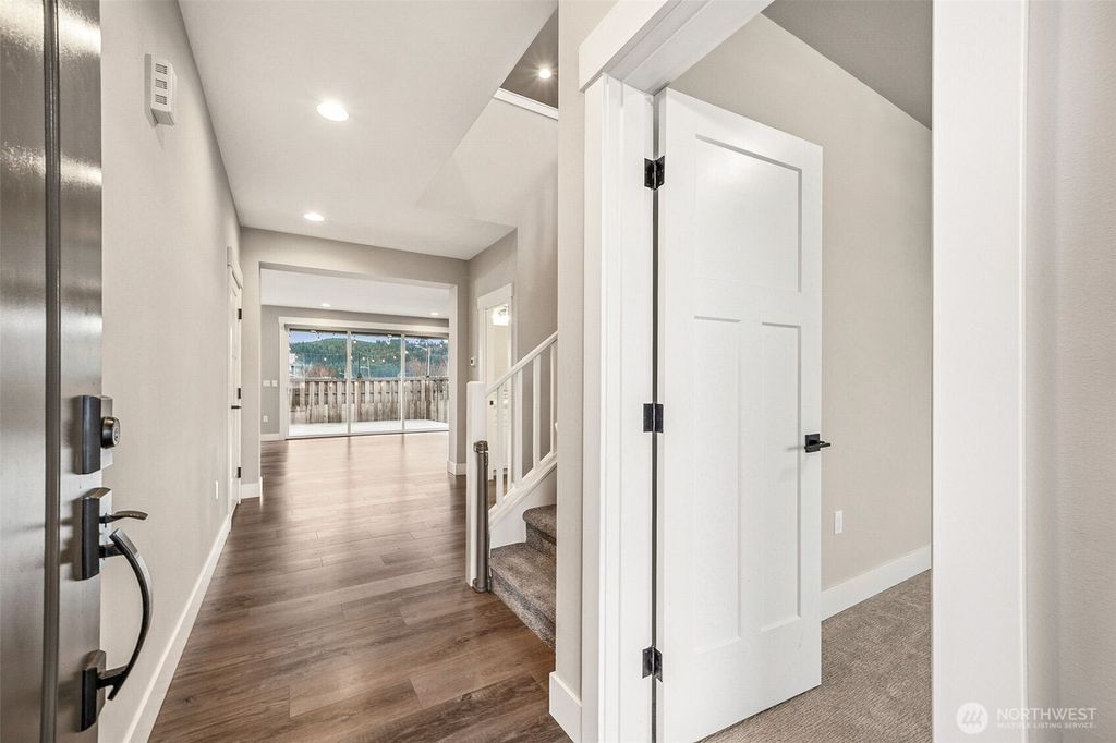 Photo of 111 Love Drive, Enumclaw, WA 98022 (MLS # 2476308)