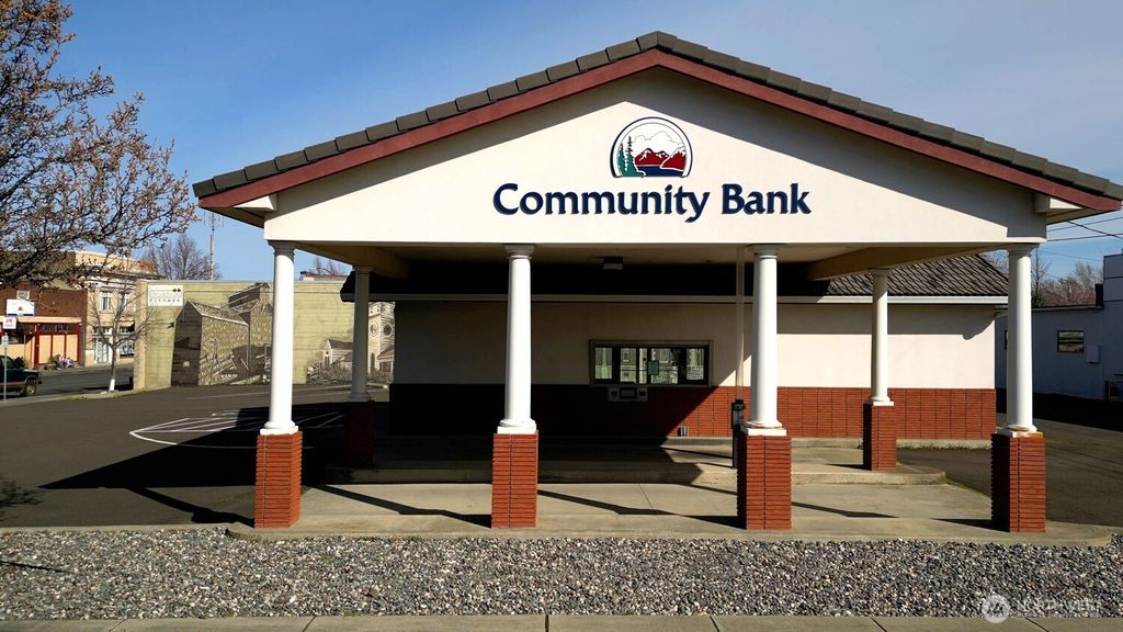 Photo of 504 N Main Street, Milton-Freewater, OR 97862 (MLS # 2498451)