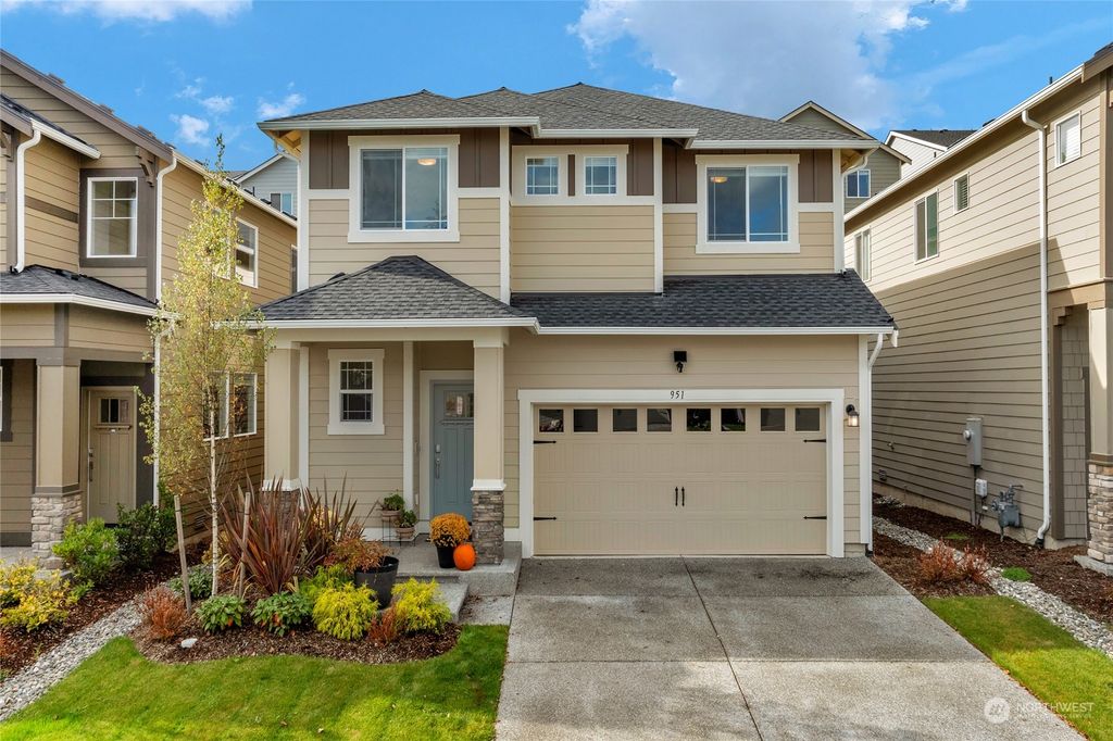 Photo of 951 121 Avenue SE, Lake Stevens, WA 98258 (MLS # 2303244)