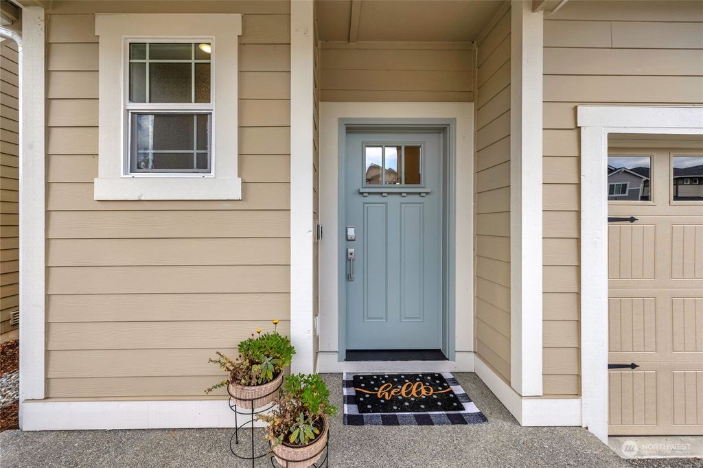Photo of 951 121 Avenue SE, Lake Stevens, WA 98258 (MLS # 2303244)