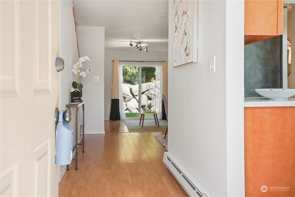 Photo of 12828 SE 41st Lane #C102, Bellevue, WA 98006 (MLS # 2235724)
