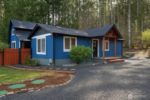 Photo of 41 E Alderney Street, Union, WA 98592 (MLS # 2583162)