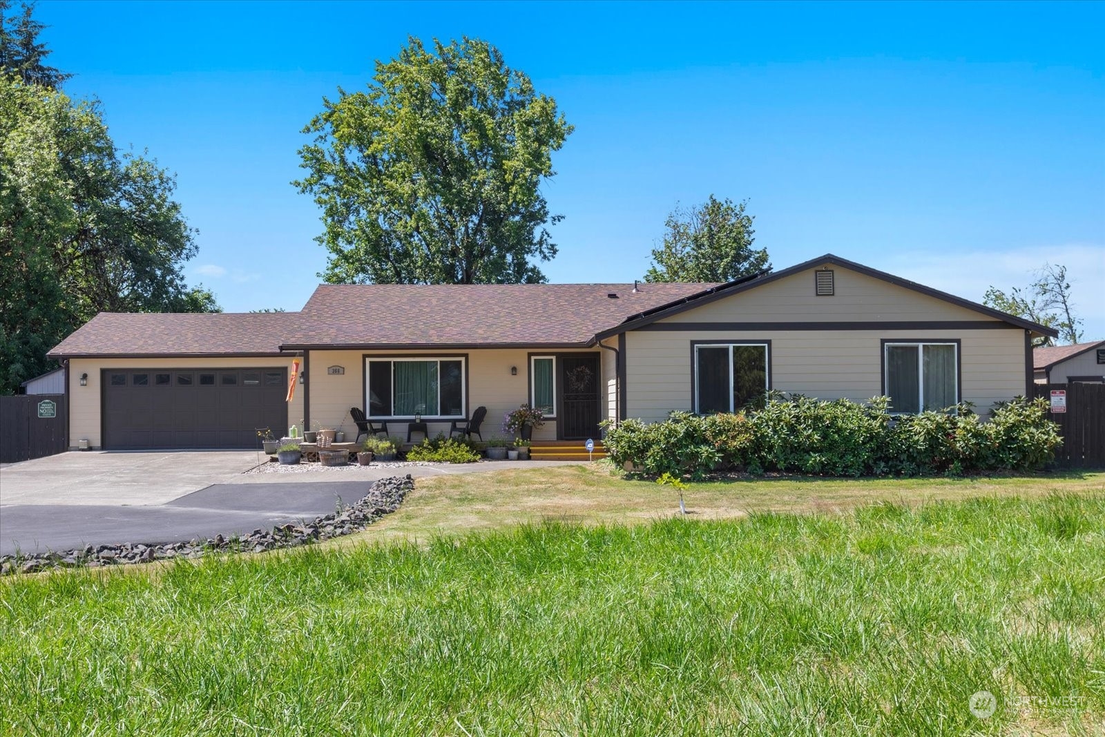 366 Twin Oaks Road