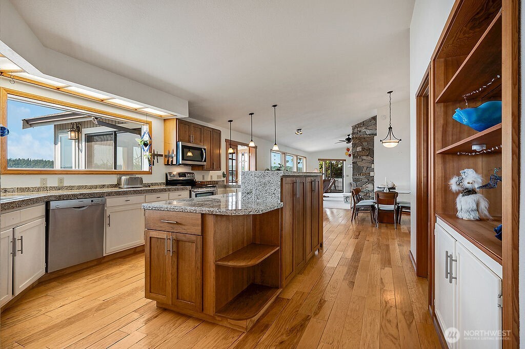 221 Madrona Road