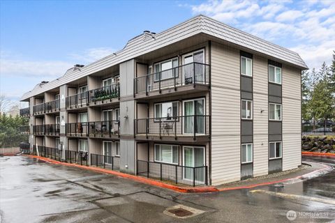 9517 NE 180th Street Unit B104, Bothell, WA 98011 - MLS#: 2346980