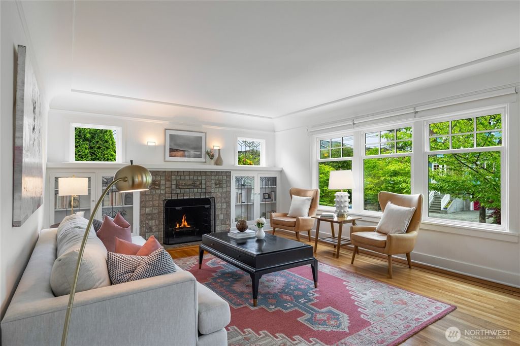 Photo of 614 NW 74th Street, Seattle, WA 98117 (MLS # 2514281)
