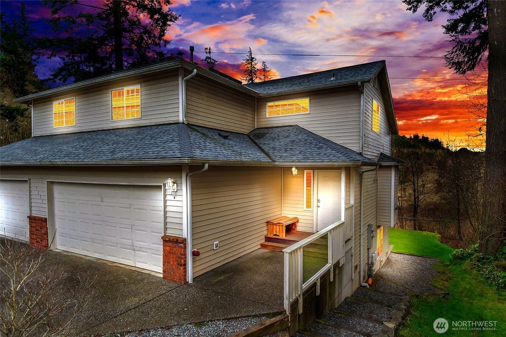 Photo of 7206 Lower Ridge Road #D, Everett, WA 98203 (MLS # 2332033)