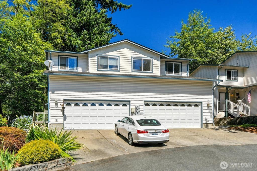 Photo of 3115 York Road, Everett, WA 98204 (MLS # 2567840)