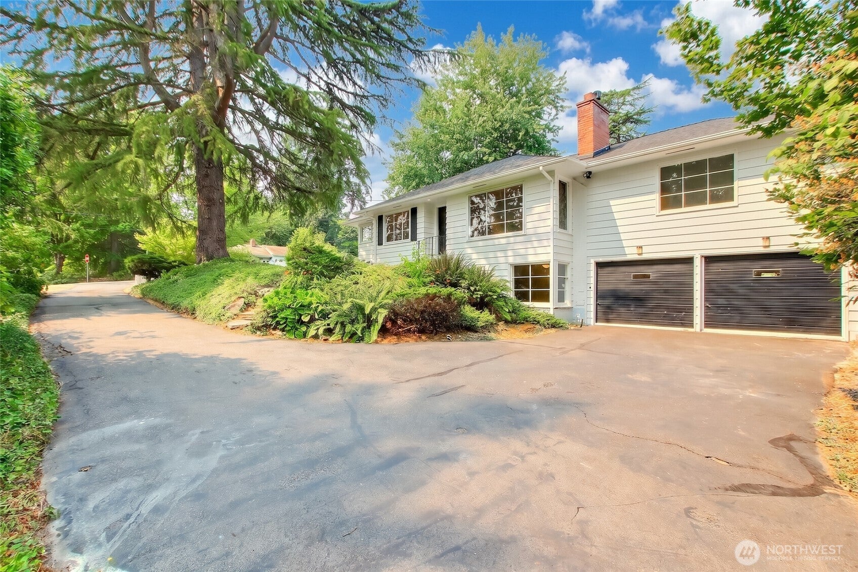 2250 NE 175th Street