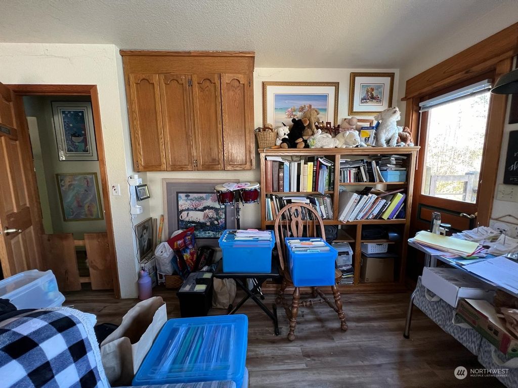 Photo of 15227 312th Avenue NE, Duvall, WA 98019 (MLS # 2212996)