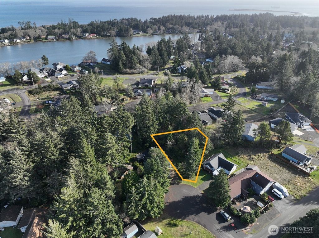 Photo of 723 Brant Court SE, Ocean Shores, WA 98569 (MLS # 2458767)