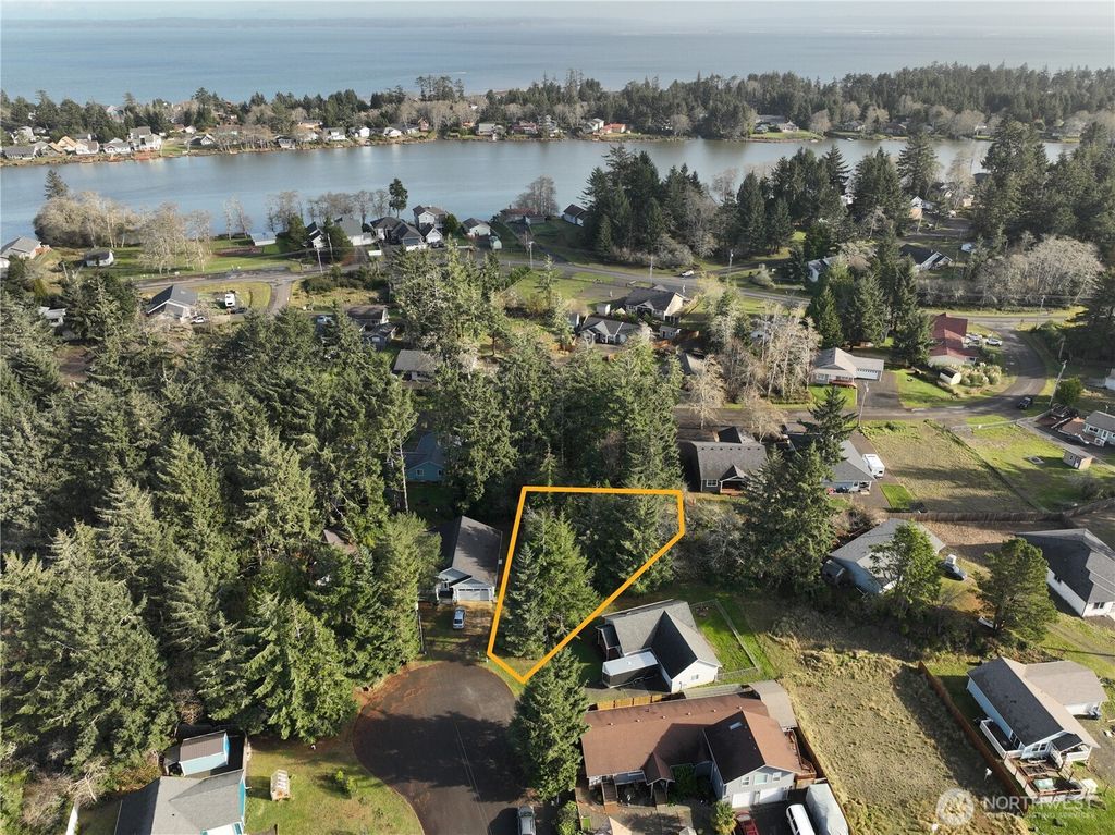 Photo of 723 Brant Court SE, Ocean Shores, WA 98569 (MLS # 2458767)