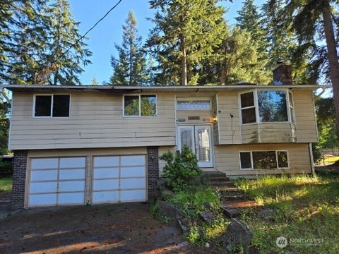 Photo of 13415 Meadow Road, Everett, WA 98208 (MLS # 2544179)