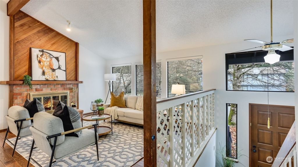 Photo of 17811 163rd Place SE, Renton, WA 98058 (MLS # 2182609)