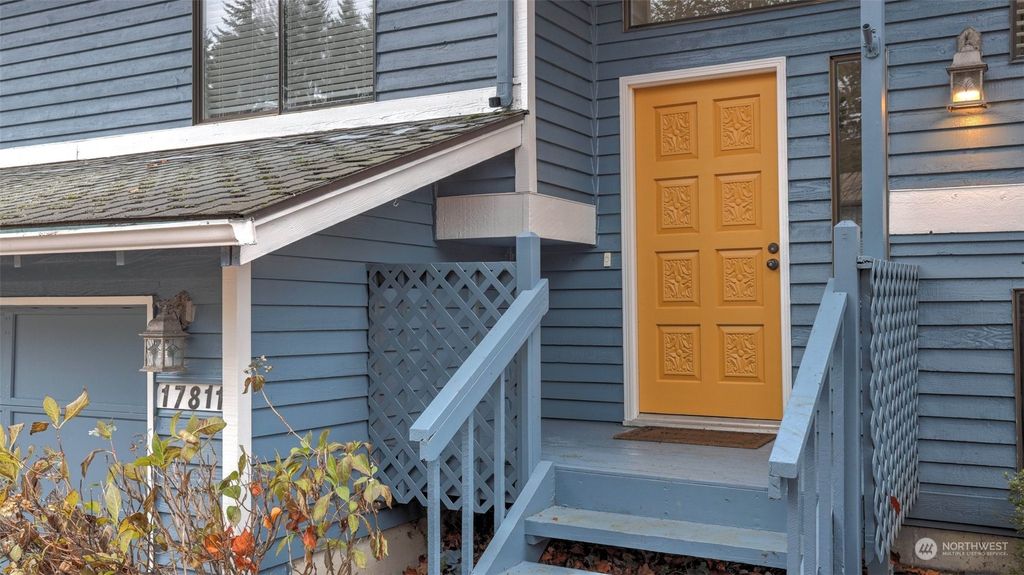 Photo of 17811 163rd Place SE, Renton, WA 98058 (MLS # 2182609)