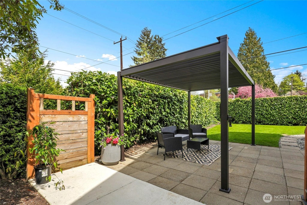 Photo of 7901 16th Avenue SW, Seattle, WA 98106 (MLS # 2593249)