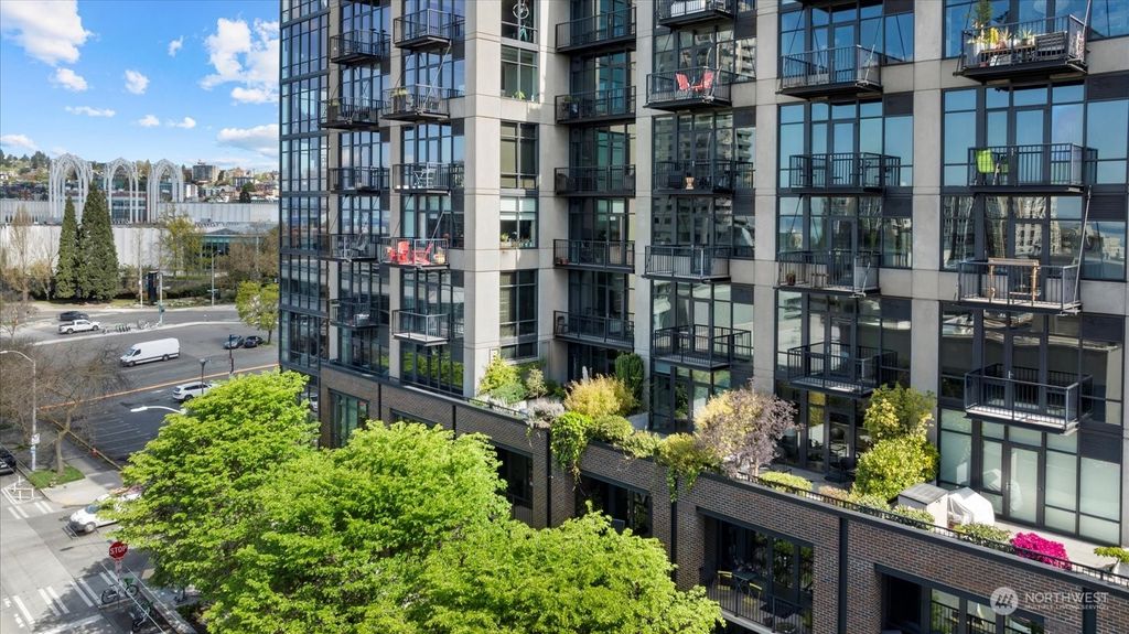 Photo of 2720 3rd Avenue #513, Seattle, WA 98121 (MLS # 2225184)