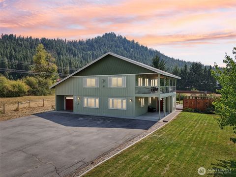 Photo of 18527 Hazel Street, Leavenworth, WA 98826 (MLS # 2474839)