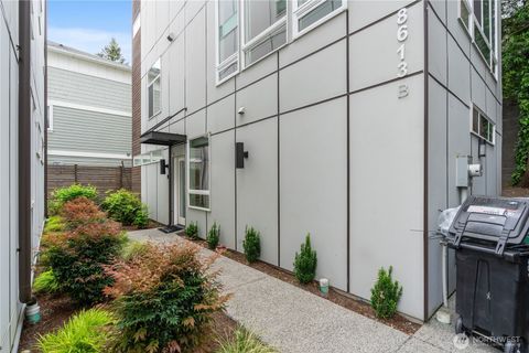 Photo of 8613 23rd Avenue NE #B, Seattle, WA 98115 (MLS # 2476915)