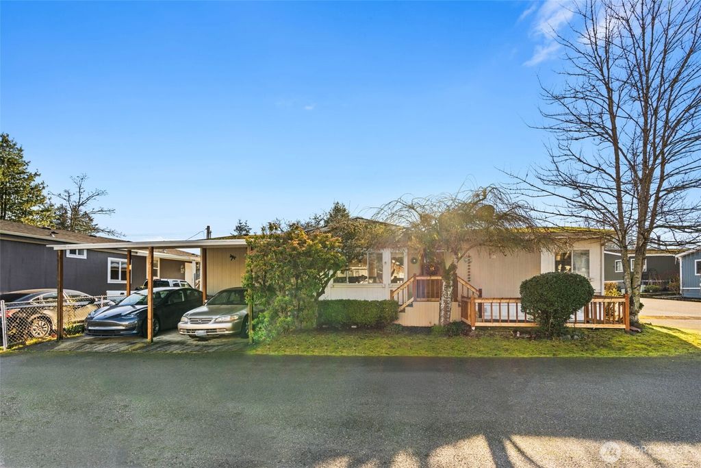 Photo of 15410 SE 272nd Street #16, Kent, WA 98042 (MLS # 2432903)