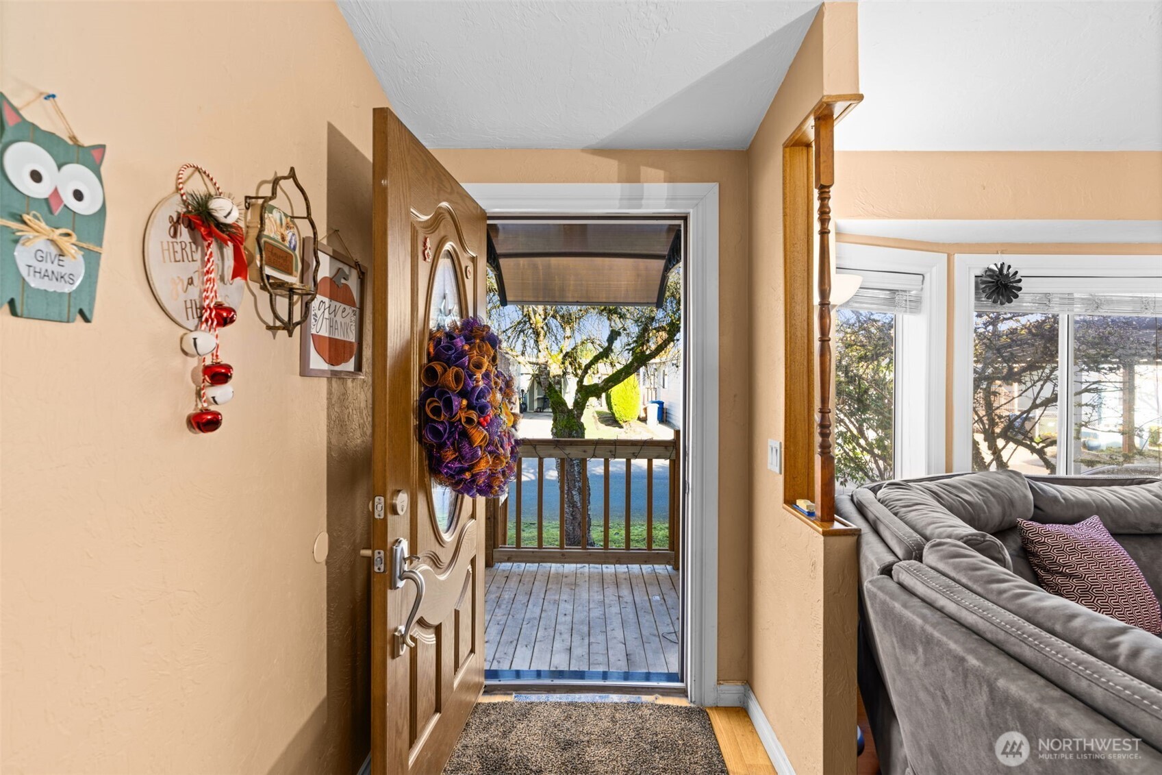 Kent, Washington 98042, United States, 3 Bedrooms Bedrooms, ,2 BathroomsBathrooms,Residential,Active,208767